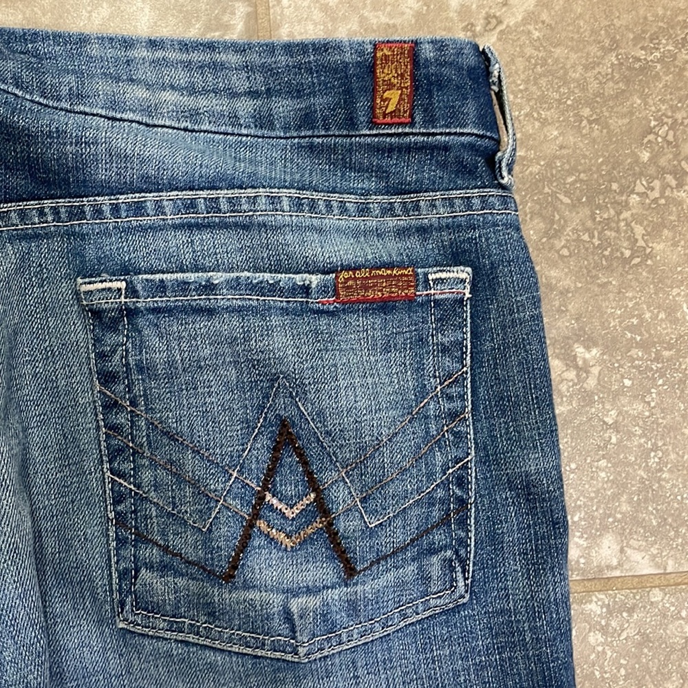 7 for all Mankind Women’s A Pocket Jean Size 31